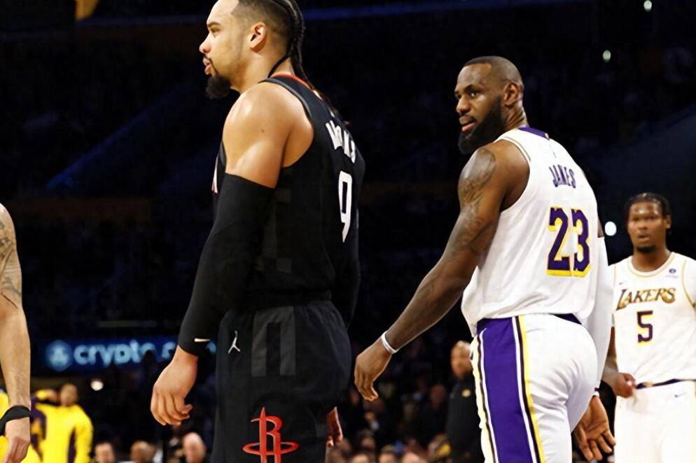 NBA:意想不到！NBA最新消息：火箭爆冷不敌湖人NBA，球迷幻想破灭