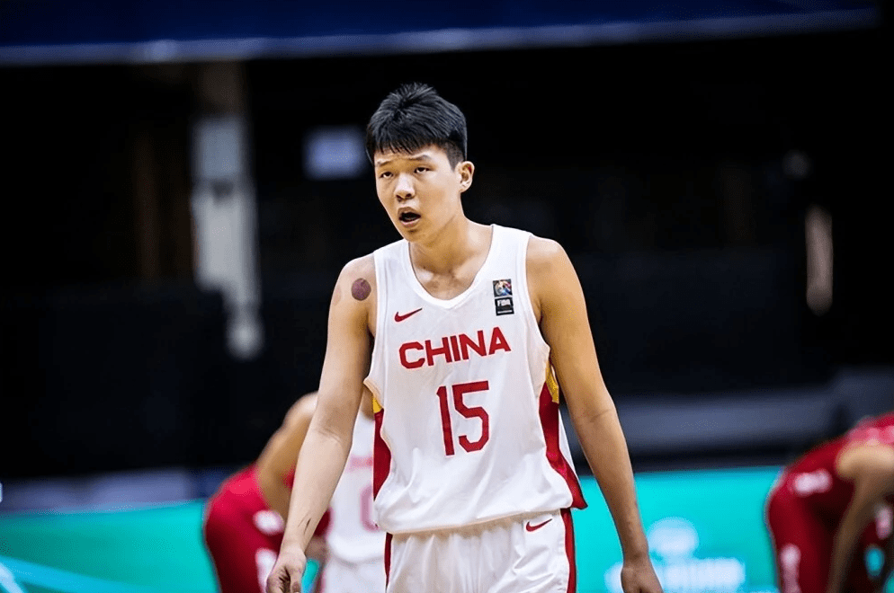 NBA:下个去NBA的中国人NBA？开拓者高层现场考察杨瀚森 上次还是丁神发威