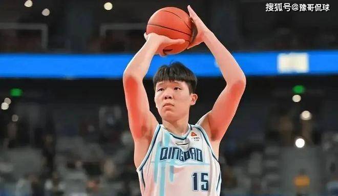 NBA:姚明开心！NBA球探来CBA选拔球员NBA，18岁新星不输周琦，王哲林羡慕