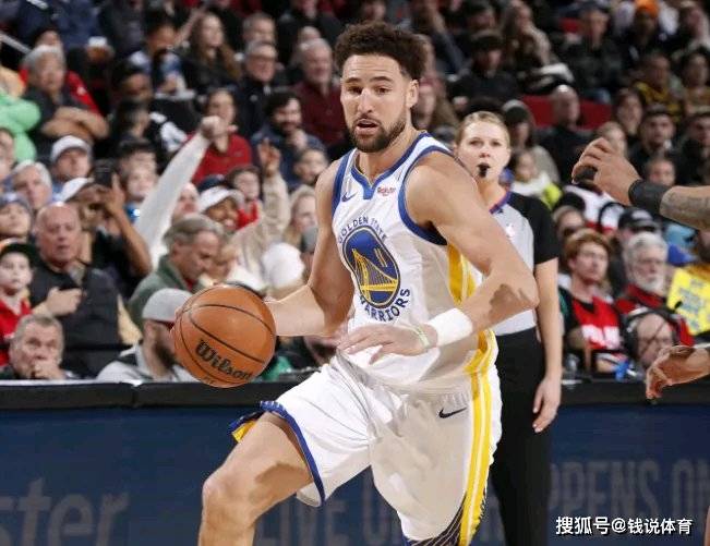 NBA:NBA战报：库里神纪录被终结NBA，克莱28分，勇士背靠背险胜开拓者