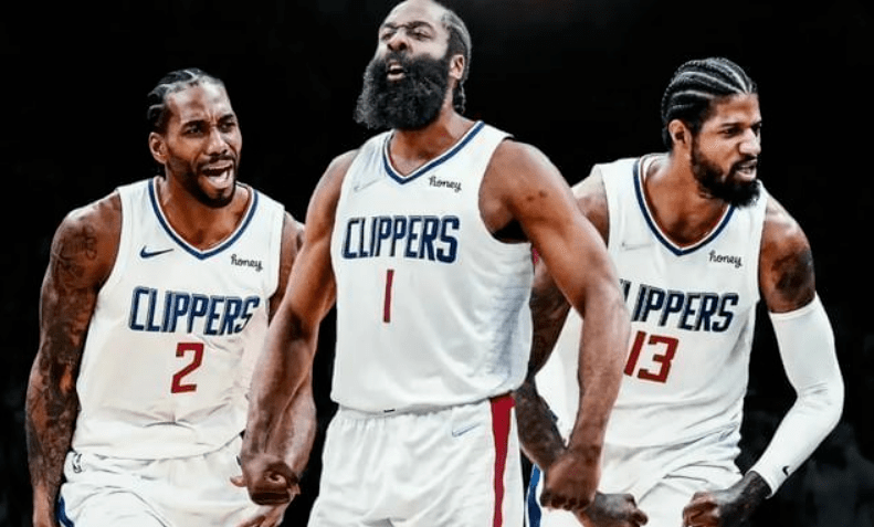 NBA:狂轰68+18+18！联盟第一！NBA最强三巨头诞生NBA，攻防兼备毫无弱点