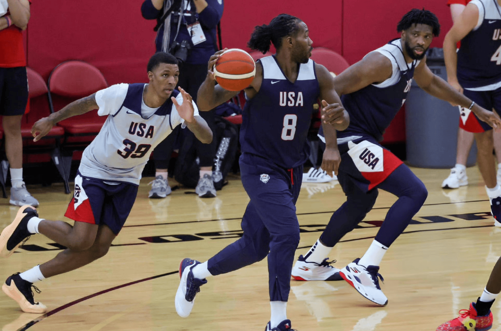 NBA:突然决定退出美国男篮！伦纳德专心备战NBANBA，怀特将顶替！